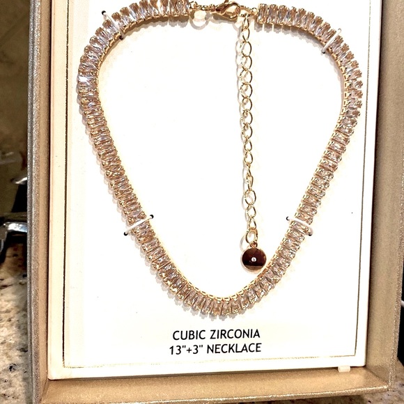 Christian Siriano Neckace - Picture 3 of 9